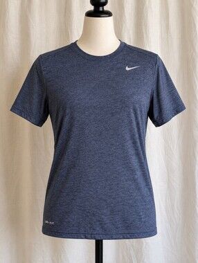 Nike Men's Short Sleeve Crew Tee in Heather Navy